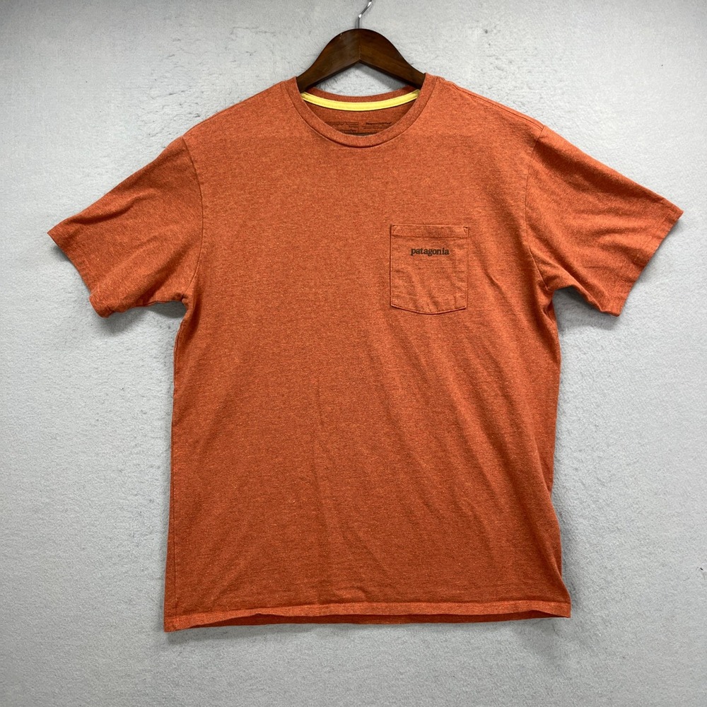 Patagonia T-Shirt Men Small Orange P-6 Logo Responsibili-Tee Pocket Graphic Hike
